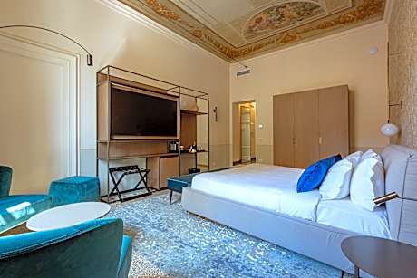 Grand Universe Annex -  Junior Suite Lilas N1002 ( Via della Polveriera 9, Lucca)