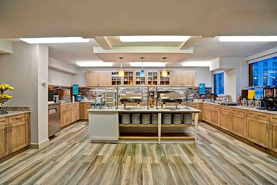 Homewood Suites By Hilton Chicago Downtown
