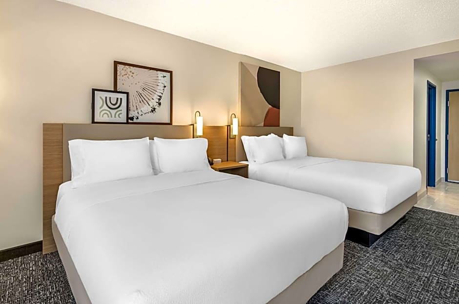 Spark by Hilton Roanoke Airport