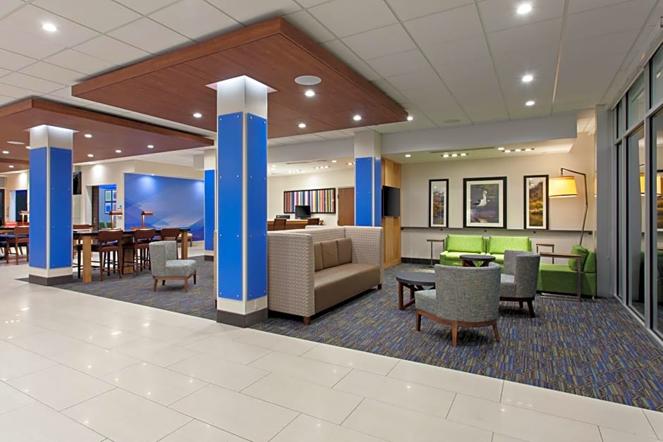 Holiday Inn Express & Suites Brigham City - North Utah