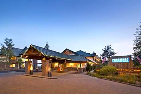 Postmarc Hotel and Spa Suites