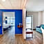 Holiday Inn Express & Suites Panama City Beach - Beachfront By IHG