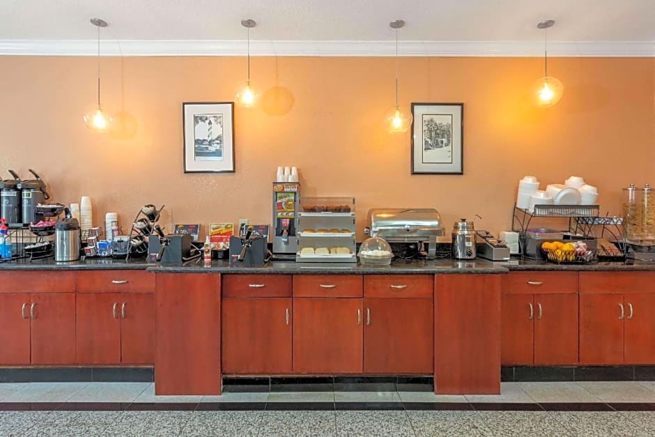 La Quinta Inn & Suites by Wyndham St. Augustine