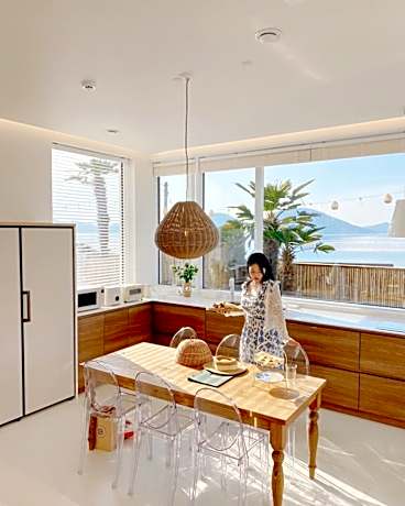 On the Sunset Mansion