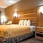 Quality Inn & Suites Near Six Flags - Austell