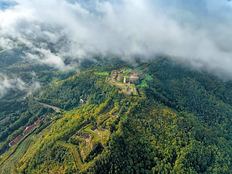 Twierdza Srebrna Góra Donżon