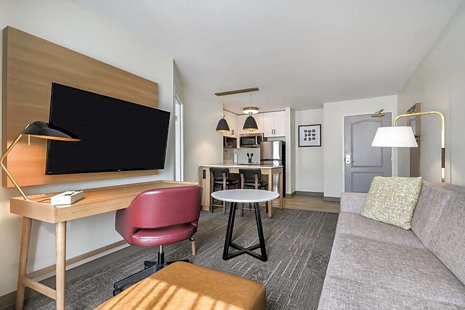 Staybridge Suites Toledo/Maumee By IHG