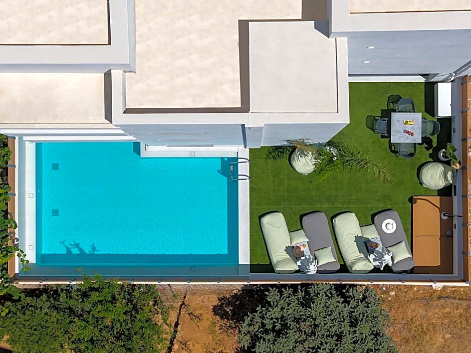 LIRIUM luxury suites