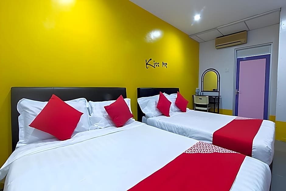OYO 880 Hotel Purple Town