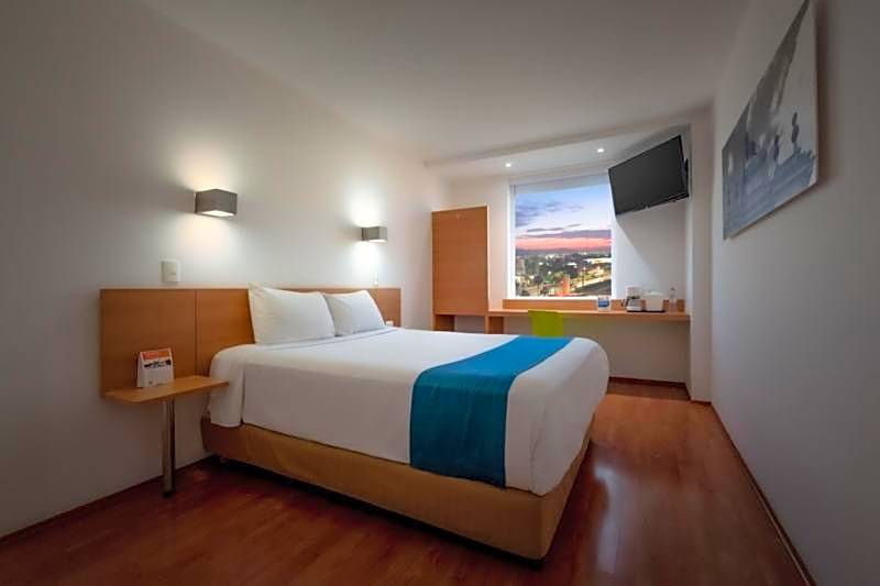 Sleep Inn Leon Antares