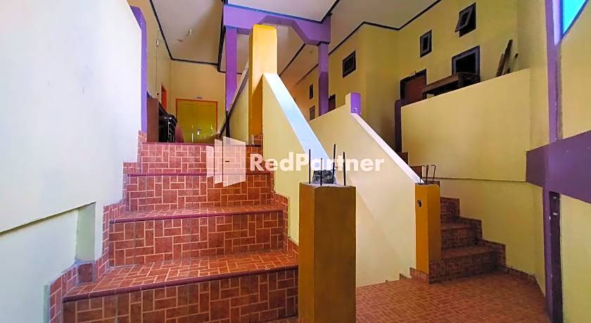 Hotel Hing Amimah near Bau Bau Port RedPartner