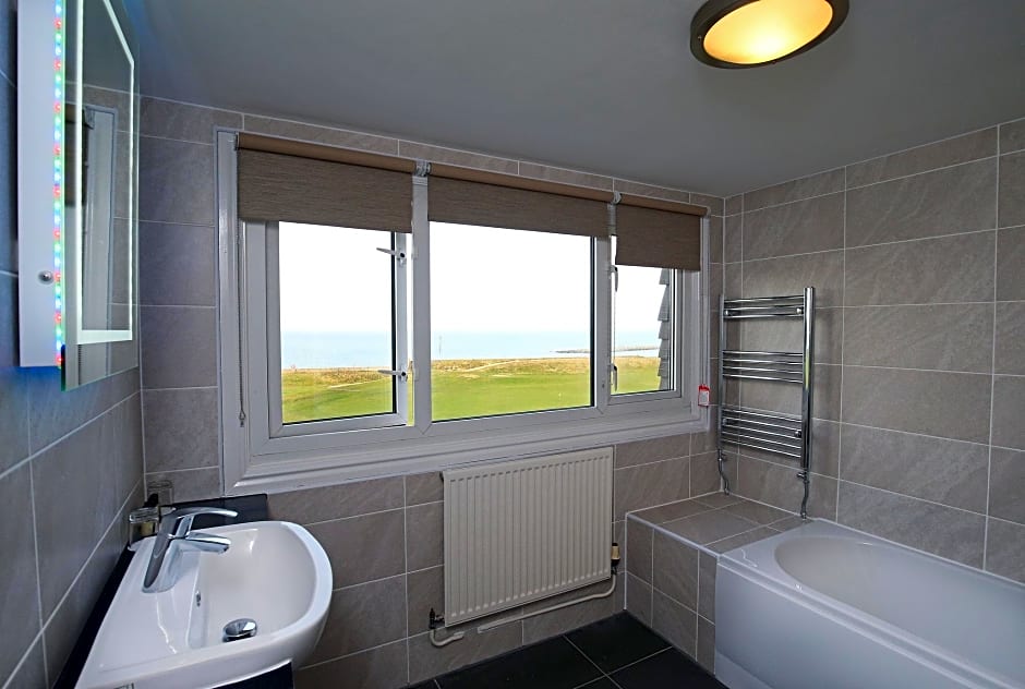 Leasowe Castle Hotel