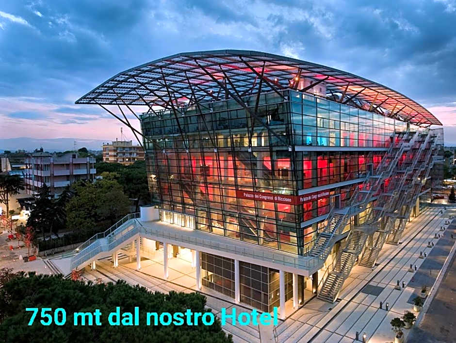 Hotel Susy - Bakery & Gluten Free Home Made - direttamente su viale Dante a due passi dal mare
