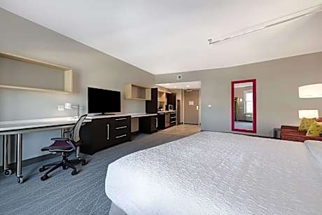 1 Kng Bed Studio Suite