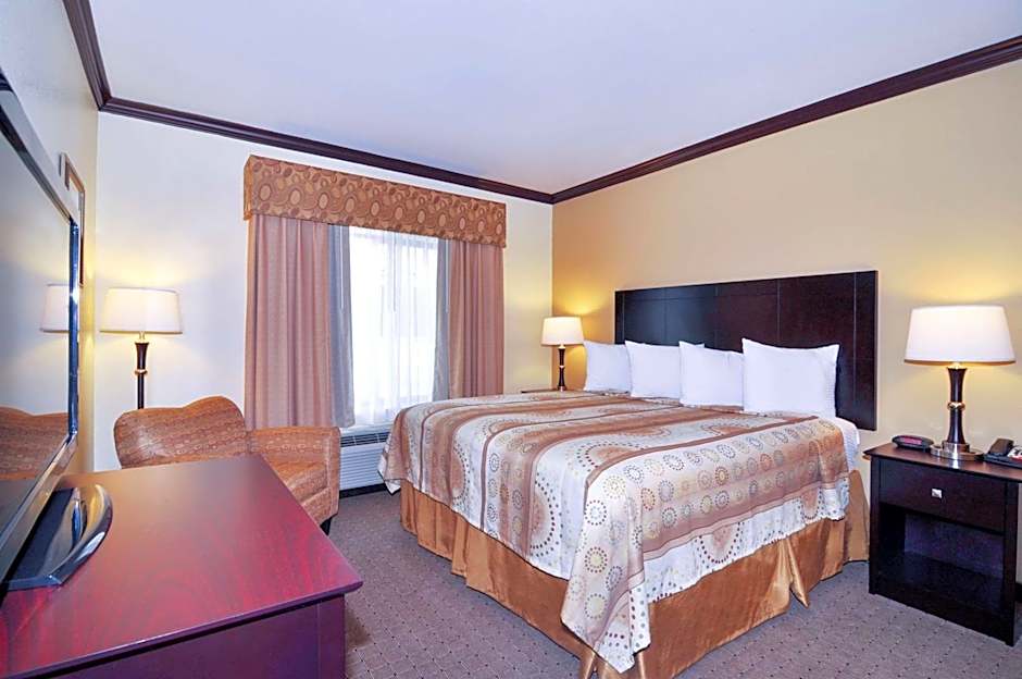 Best Western Plus Royal Mountain Inn & Suites