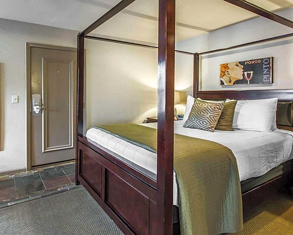 Rodeway Inn & Suites Williams Downtowner-Rte 66