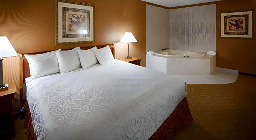 Days Inn by Wyndham St. Charles IL