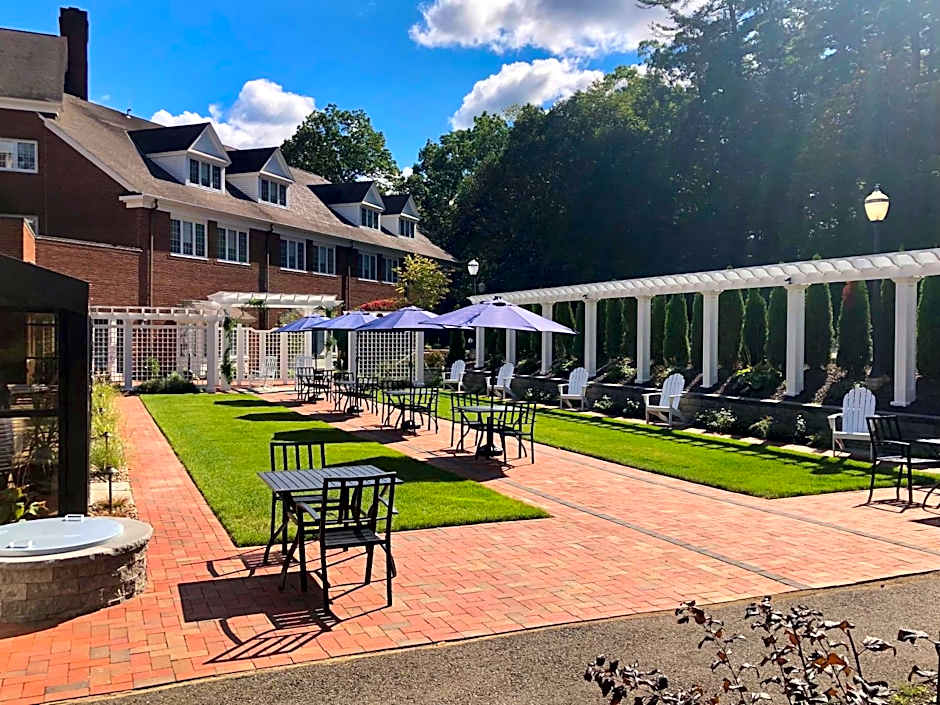 Simsbury Inn