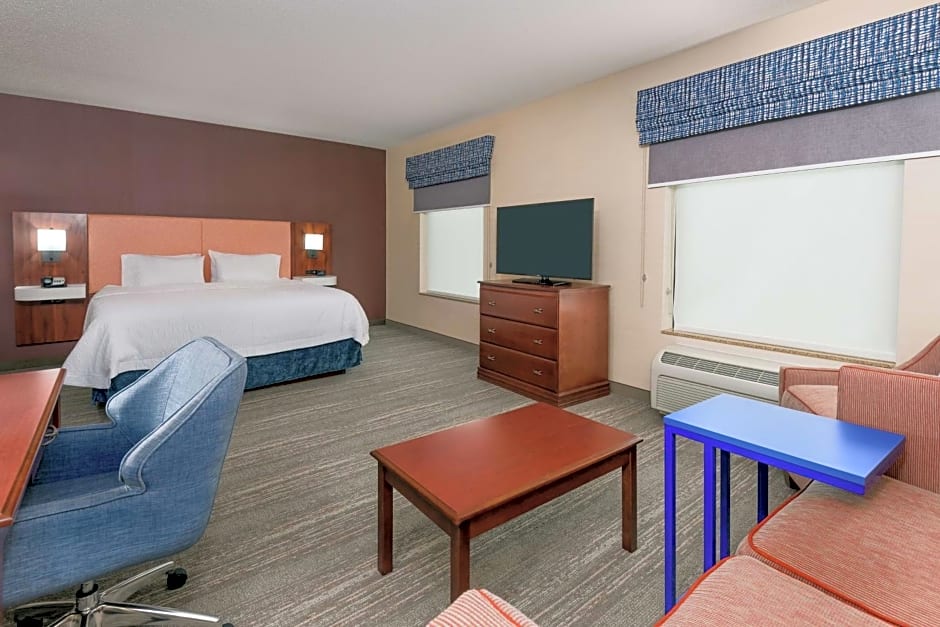 Hampton Inn By Hilton Springfield South Enfield