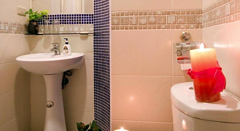 Flower Heart Bed And Breakfast