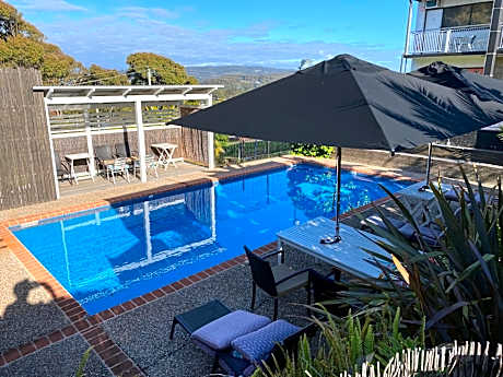 Top of the Town Motor Inn