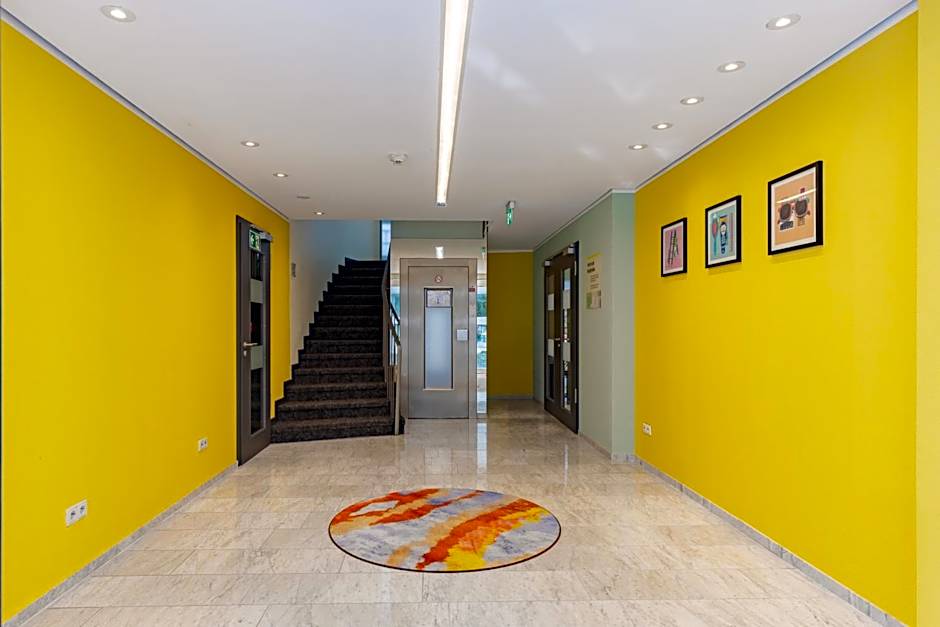 Garner Hotel Cologne East By IHG