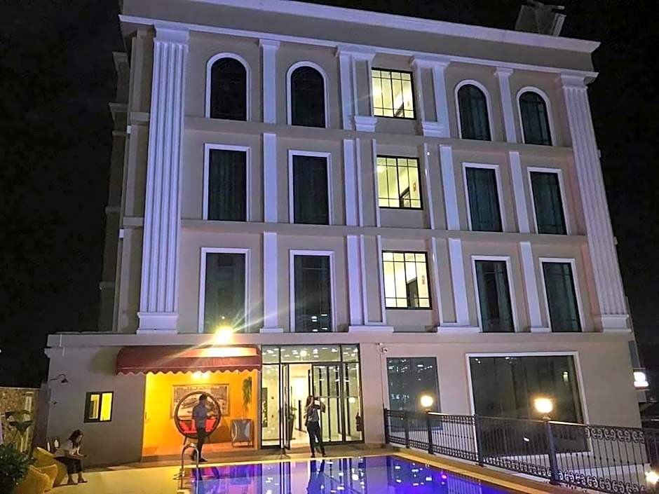 Banbua Grand Udon Hotel