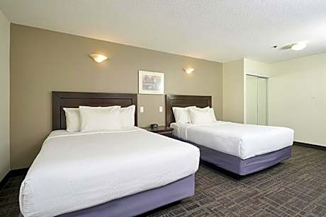 Queen Room with Two Queen Beds