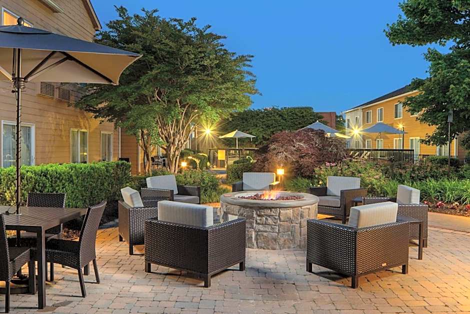 Sonesta Select Chattanooga Hamilton Place