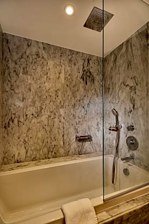 Standard Room (2 Twin Beds)