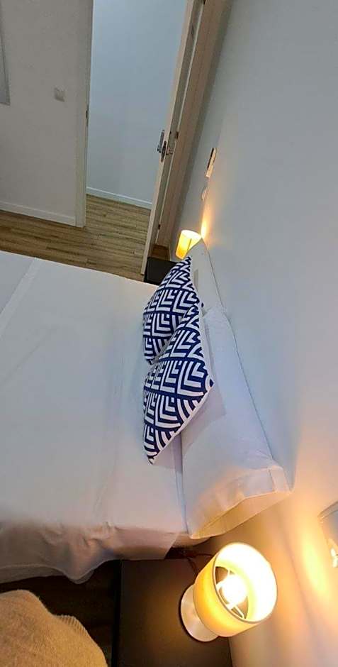 AYZ Joaquín Pol - Auto check-in property