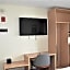 LIC Plaza Hotel