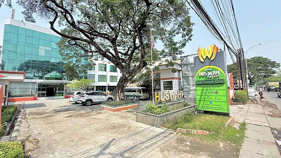 Hotel Huswah Airport