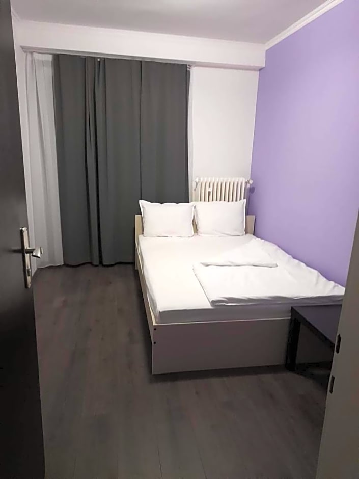 Hotel Annis M&P