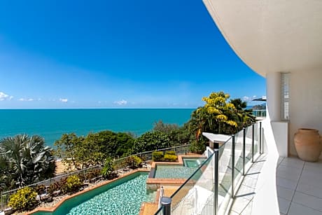 Bellevue At Trinity Beach