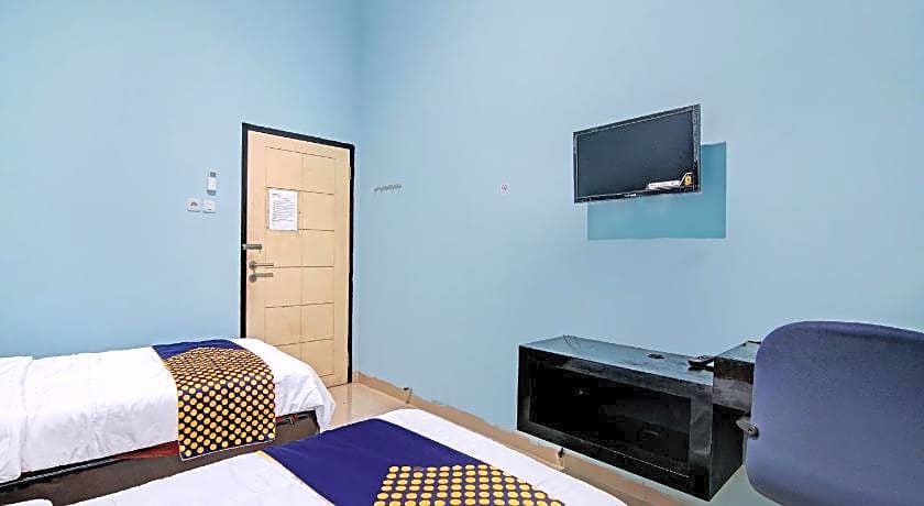 Hotel O Penginapan Puti SyariahNearBandara Sultan Syarif Kasim II