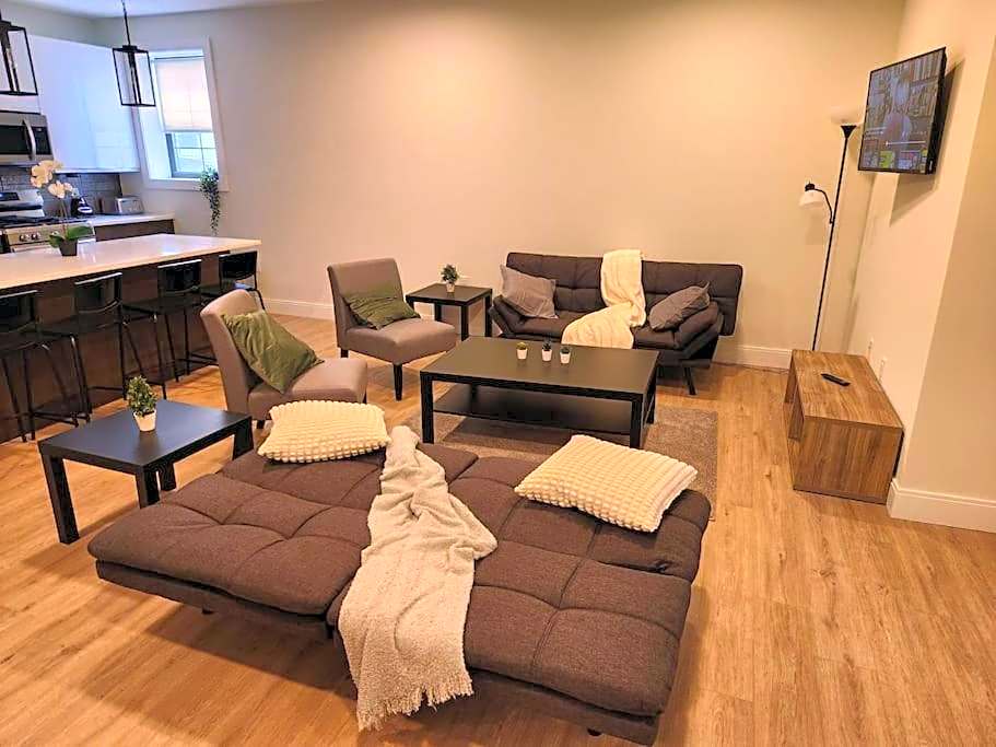 Close to NYC, 10 Guest, Luxurious 3Bedroom Apartment