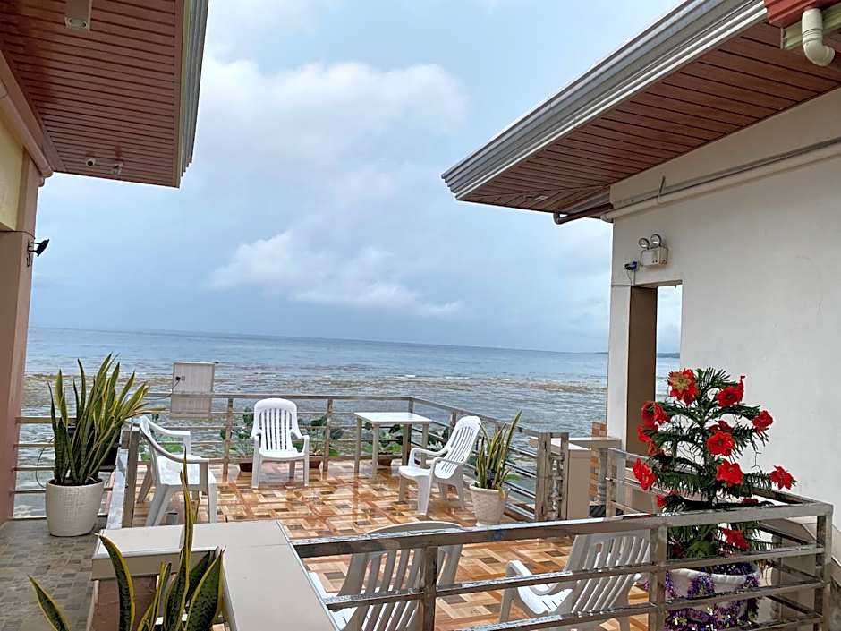 Kellocks' Seaview Apartelle