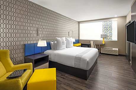 GLo Best Western Dawley Farms In Sioux Falls