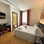 Card International Hotel