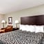 Days Inn by Wyndham Hendersonville