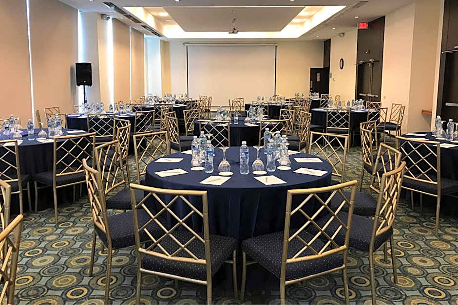 Courtyard by Marriott Guayaquil