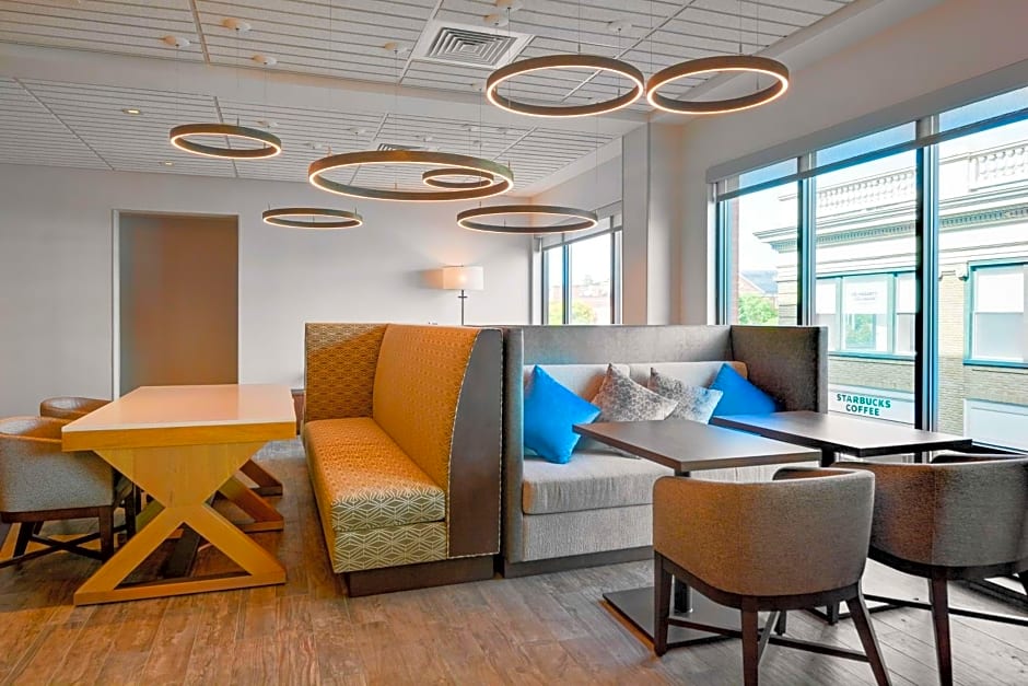 Hampton Inn Salem, Ma