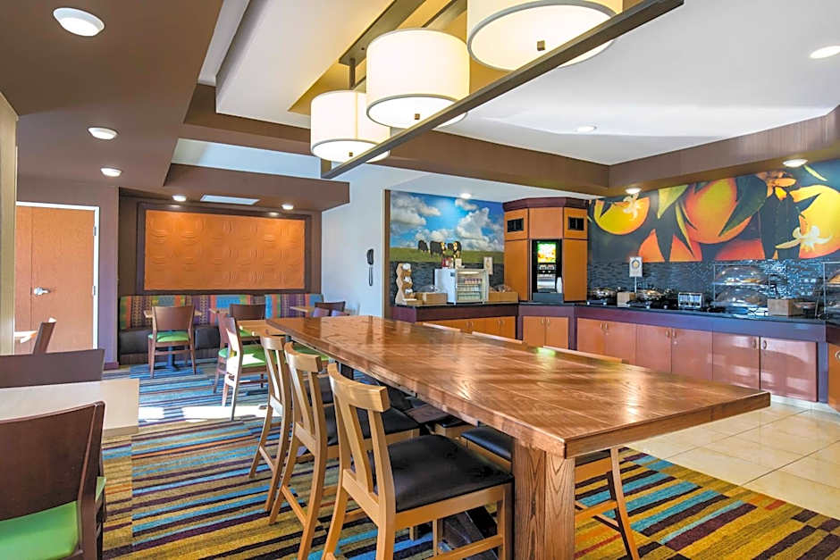 AmericInn by Wyndham St. Cloud MN Shopping Area