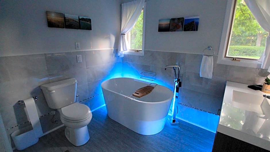 Coastal Suite #1 Cozy Suite #2 - Seacliff Beach Suites