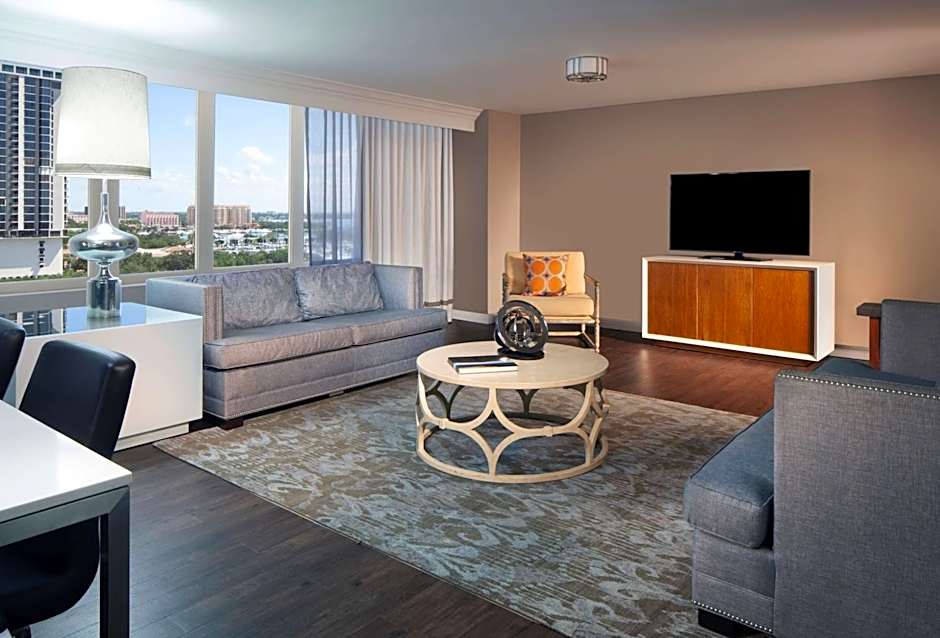 Hilton St. Petersburg Bayfront