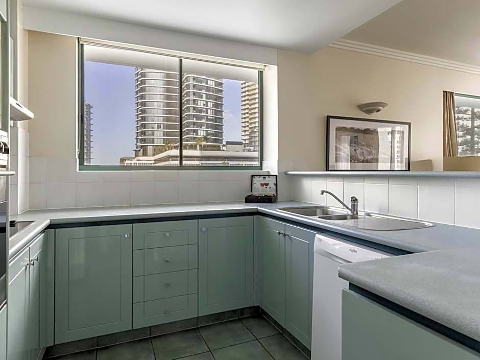 Mantra Crown Towers Surfers Paradise