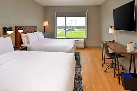 Double Queen Room