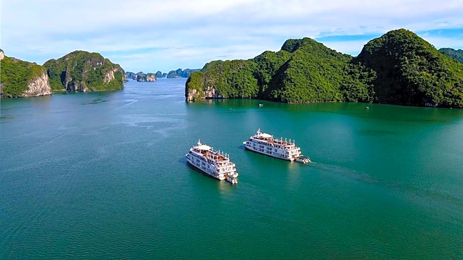 Paradise Elegance Cruise Halong