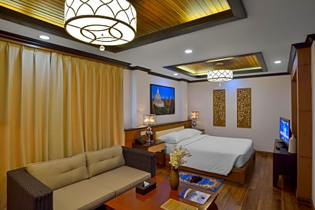 Deluxe Double or Twin Room